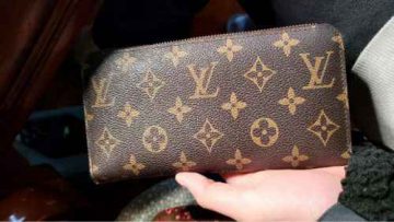 Louis Vuitton Monogram M42616 Zippy Wallet photo review